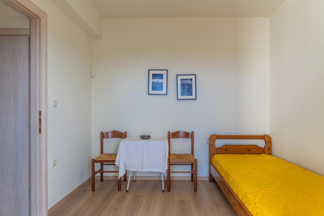 Kokkini Chani, Vrachokipos Elia  Extérieur photo